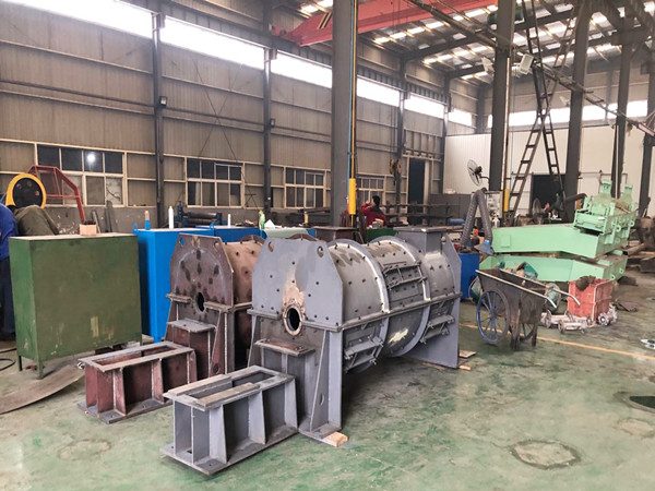 強(qiáng)力混合機(jī)的組成裝置有哪些？